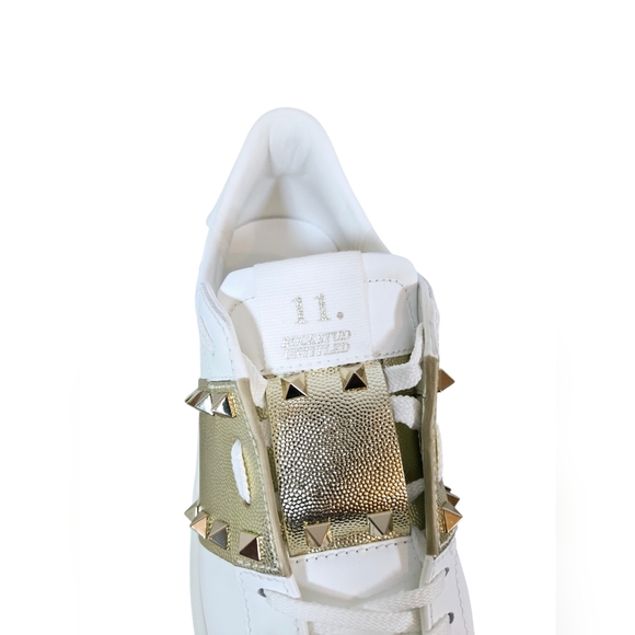 FLATFORM ROCKSTUD UNTITLED SNEAKER IN CALFSKIN WITH MICRO STUDS Size 40 - Picture 8 of 17